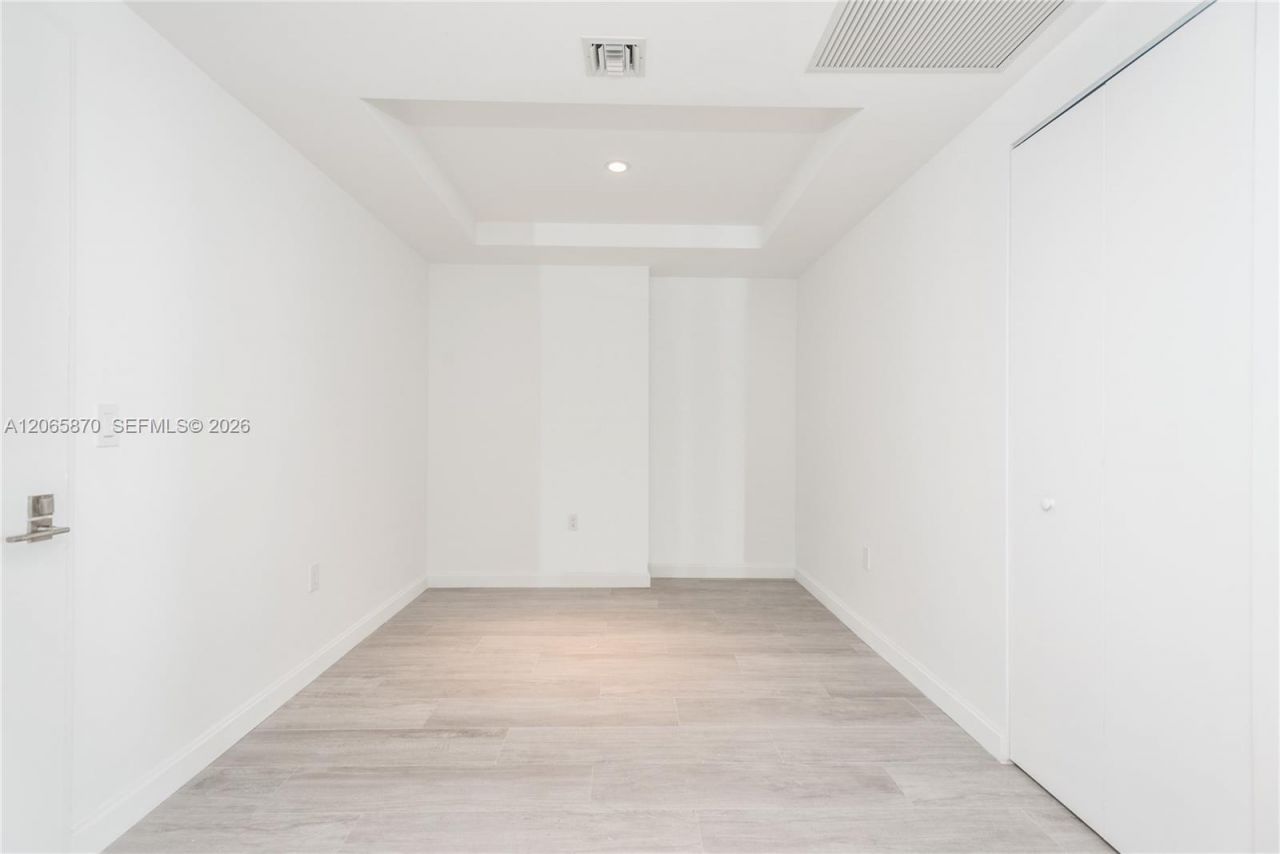 55 SW 9 St , Unit 2805, Miami, FL 33129 Photo