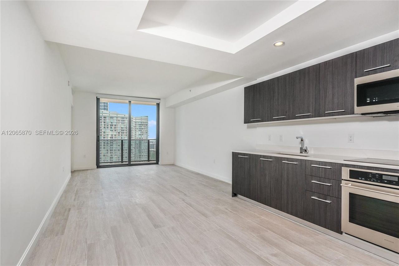 55 SW 9 St , Unit 2805, Miami, FL 33129 Photo