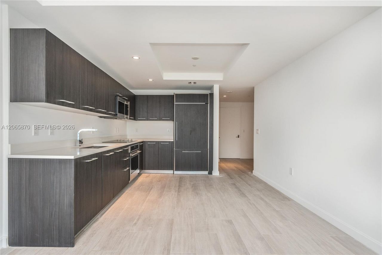 55 SW 9 St , Unit 2805, Miami, FL 33129 Photo