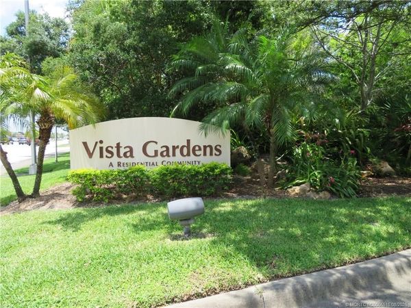 40 Vista Gardens Trail, Unit 204, Vero Beach, FL 32962