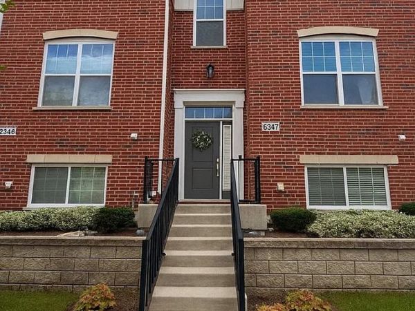 6347 Capulina Avenue , Morton Grove, IL 60053