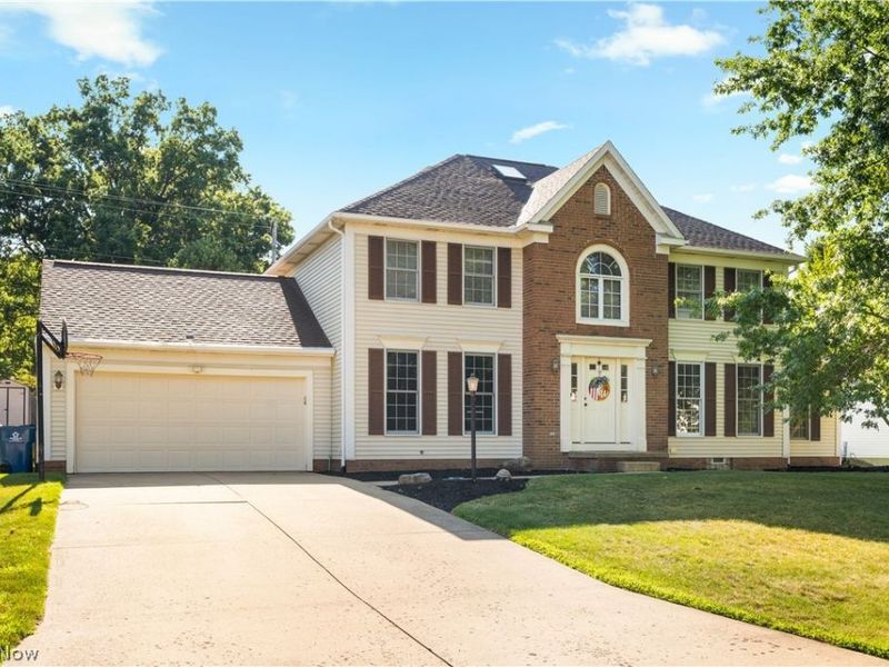 8238 N Casswell Circle NW, North Canton, OH 44720 Photo 1