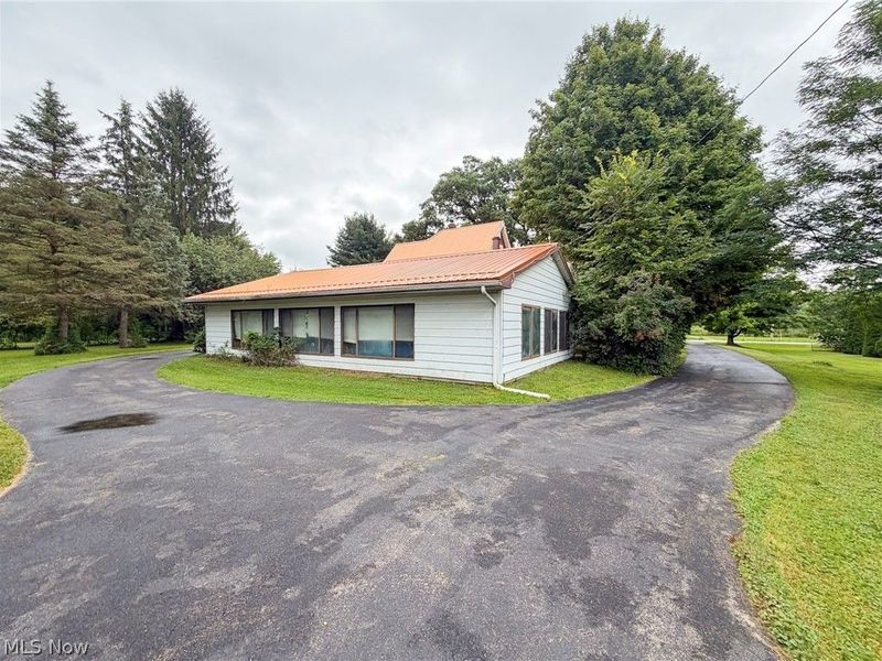 5679 Youngstown Kingsville Road NE, Cortland, OH 44410 Photo 38