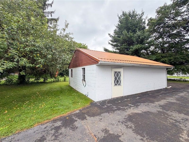 5679 Youngstown Kingsville Road NE, Cortland, OH 44410 Photo 48