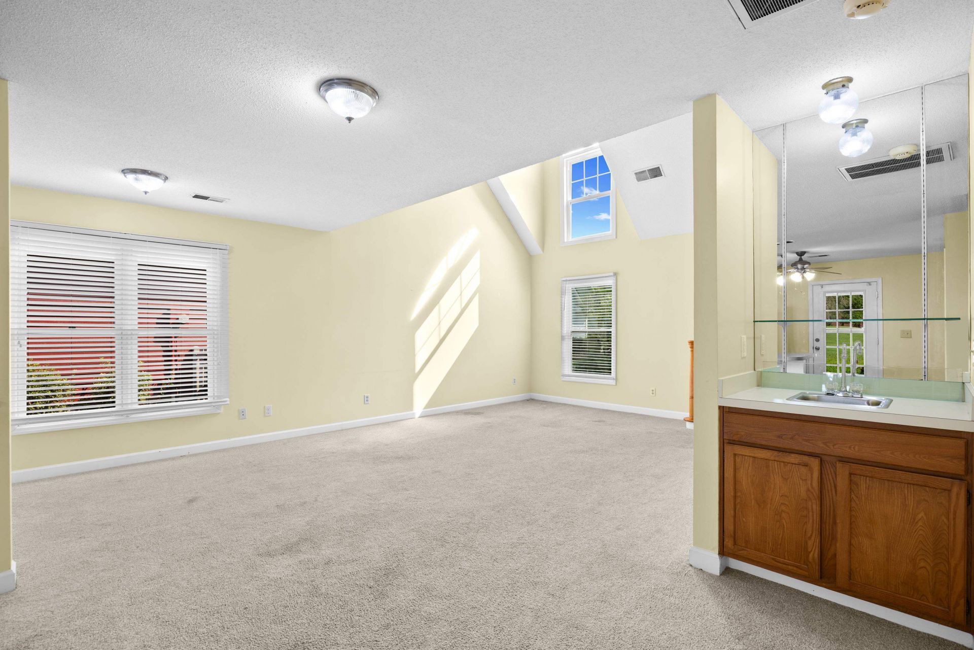 4546 Spyglass Dr. Photo 7