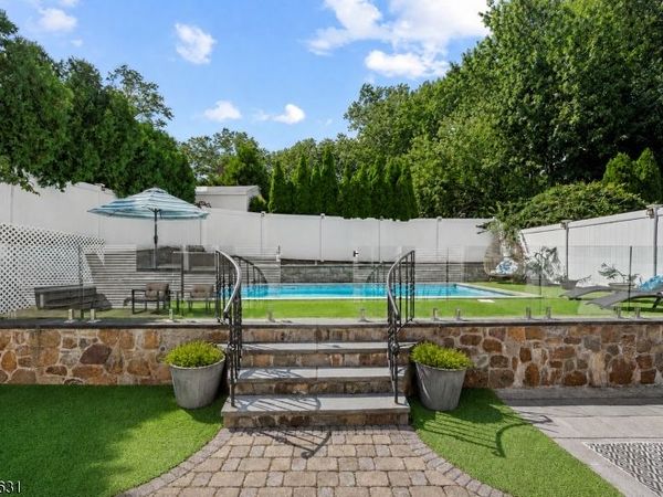 15 Edison Ave, Nutley, NJ 07110