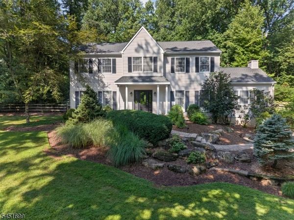 11 Devonald Dr, Bethlehem, NJ 08802