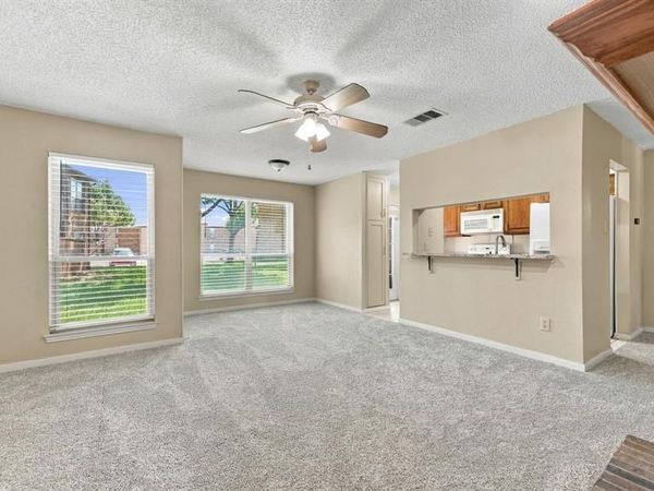 2103 Friendly Drive, Unit 3210, Arlington, TX 76011