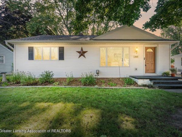 3437 Schlee Street, Lansing, MI 48910
