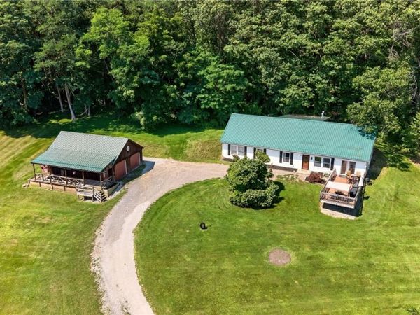 4700 Deuel Road , Canandaigua, NY 14424