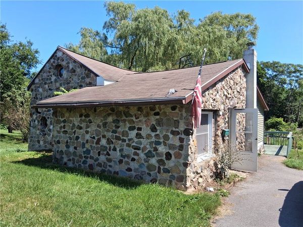 411 Murray Street , Newark, NY 14513