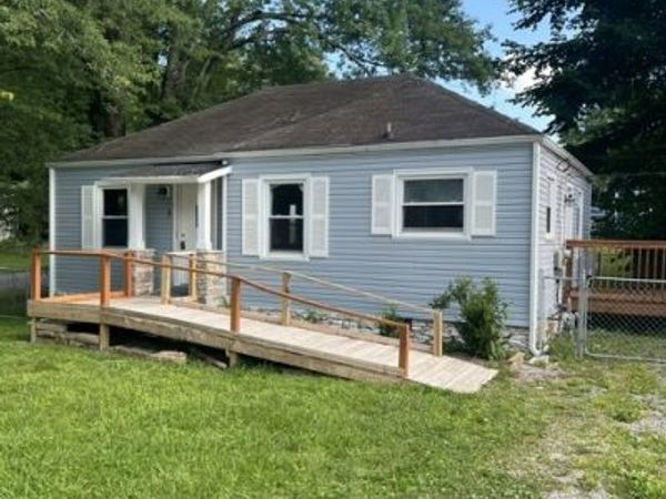 1 Central Ave , Tullahoma, TN 37388