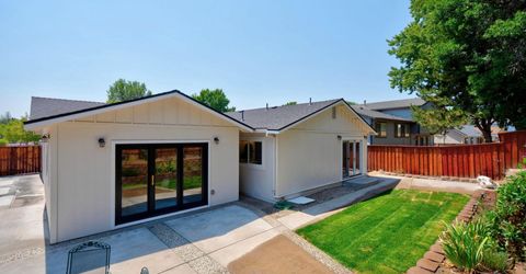968 Pinewood Drive, Sparks, NV 89434 Photo