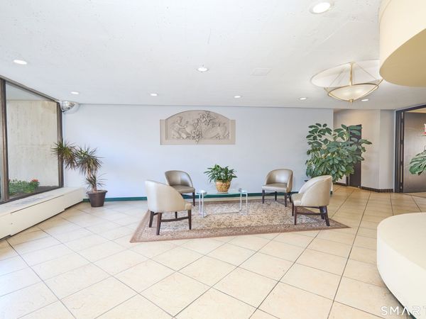 2625 Park, Unit 7P, Bridgeport, CT 06604