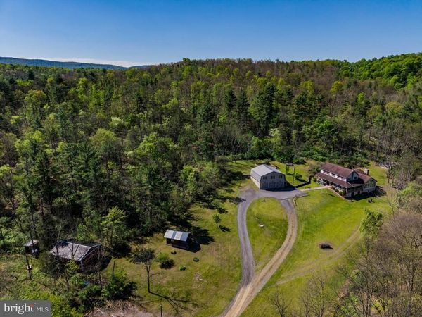 2582 MIDDLE ROAD , HONEY GROVE, PA 17035