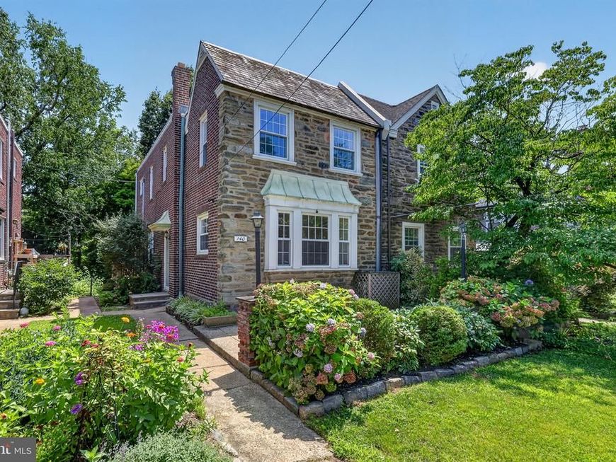 140 Rochelle Avenue, Philadelphia, PA 19128 Main Photo