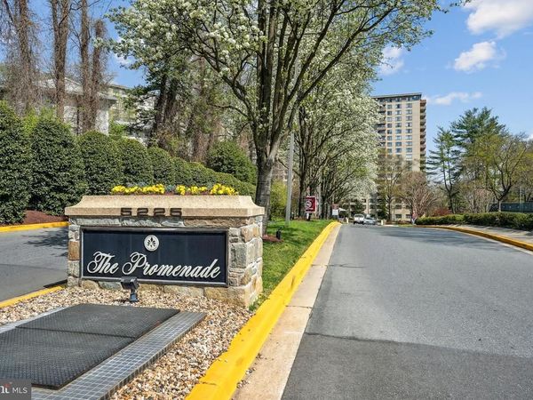 5225 POOKS HILL ROAD, Unit 1705N, BETHESDA, MD 20814