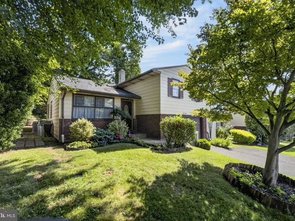 1929 JENKINTOWN ROAD, JENKINTOWN, PA 19046