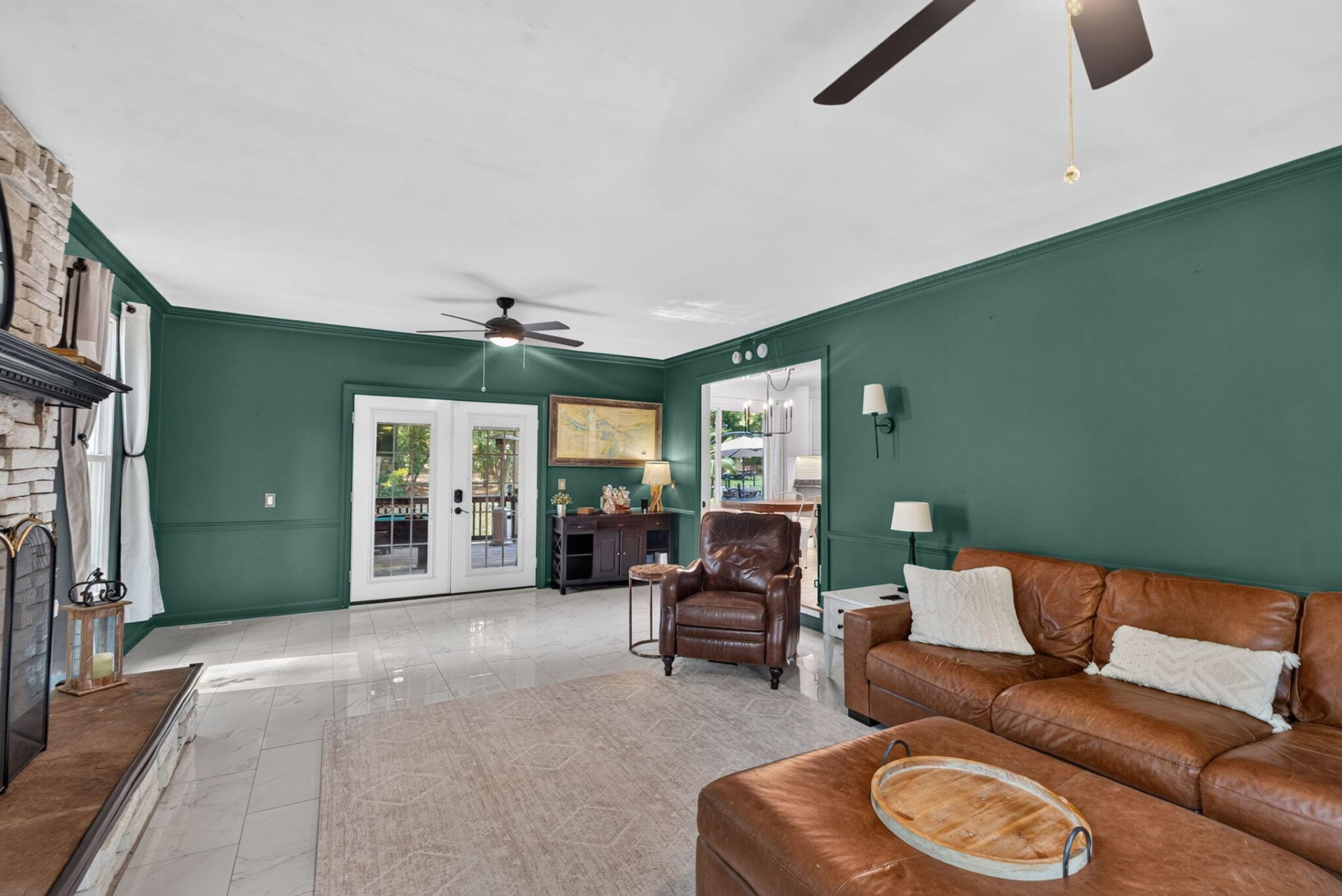 407 Huntington Road Photo 24