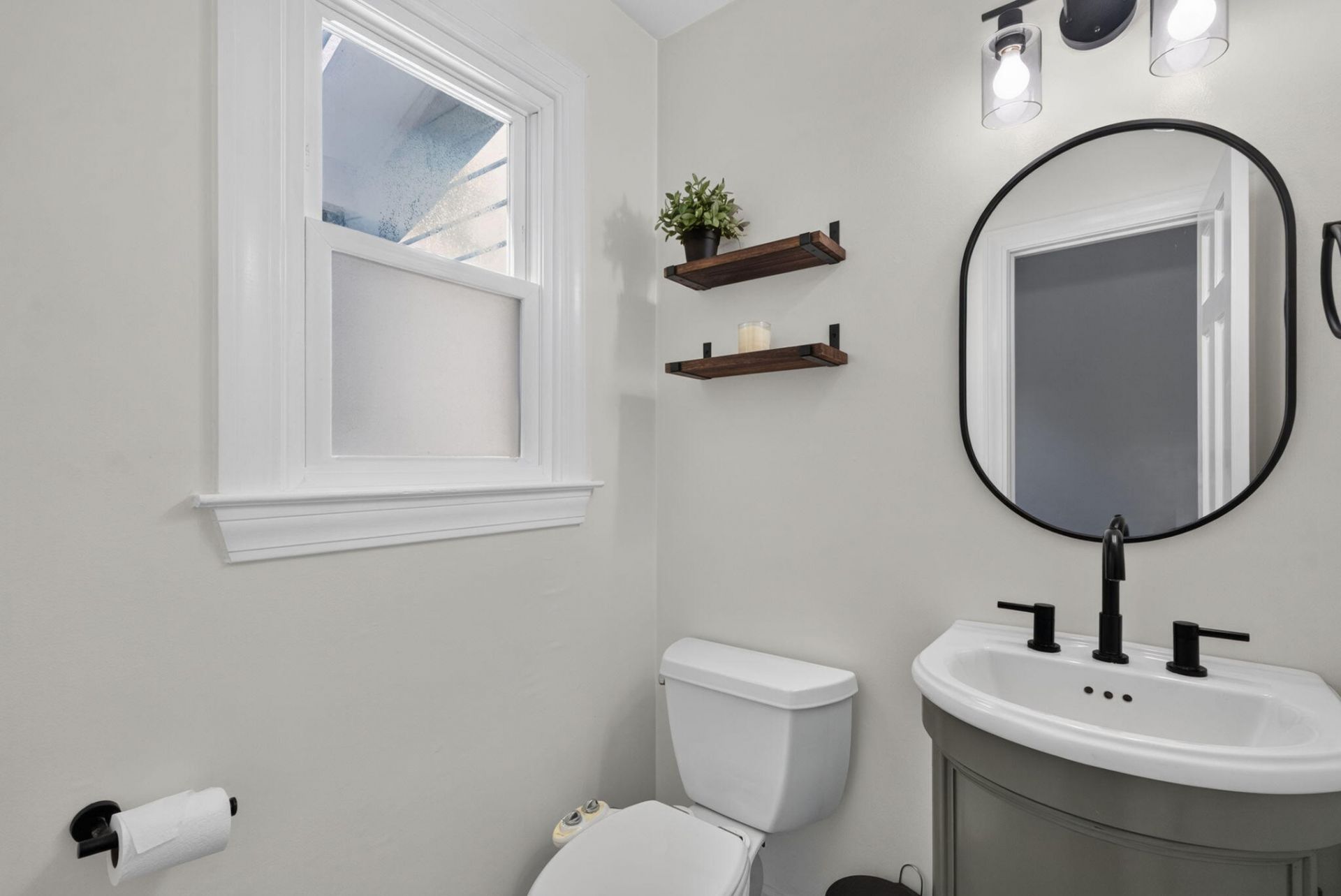 407 Huntington Road Photo 27