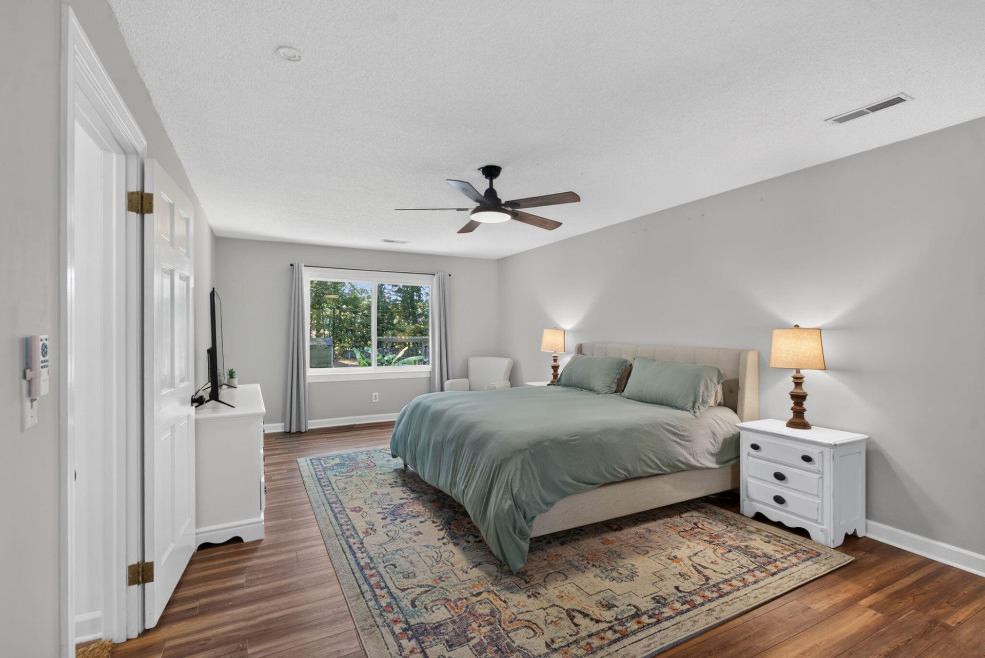 407 Huntington Road Photo 29