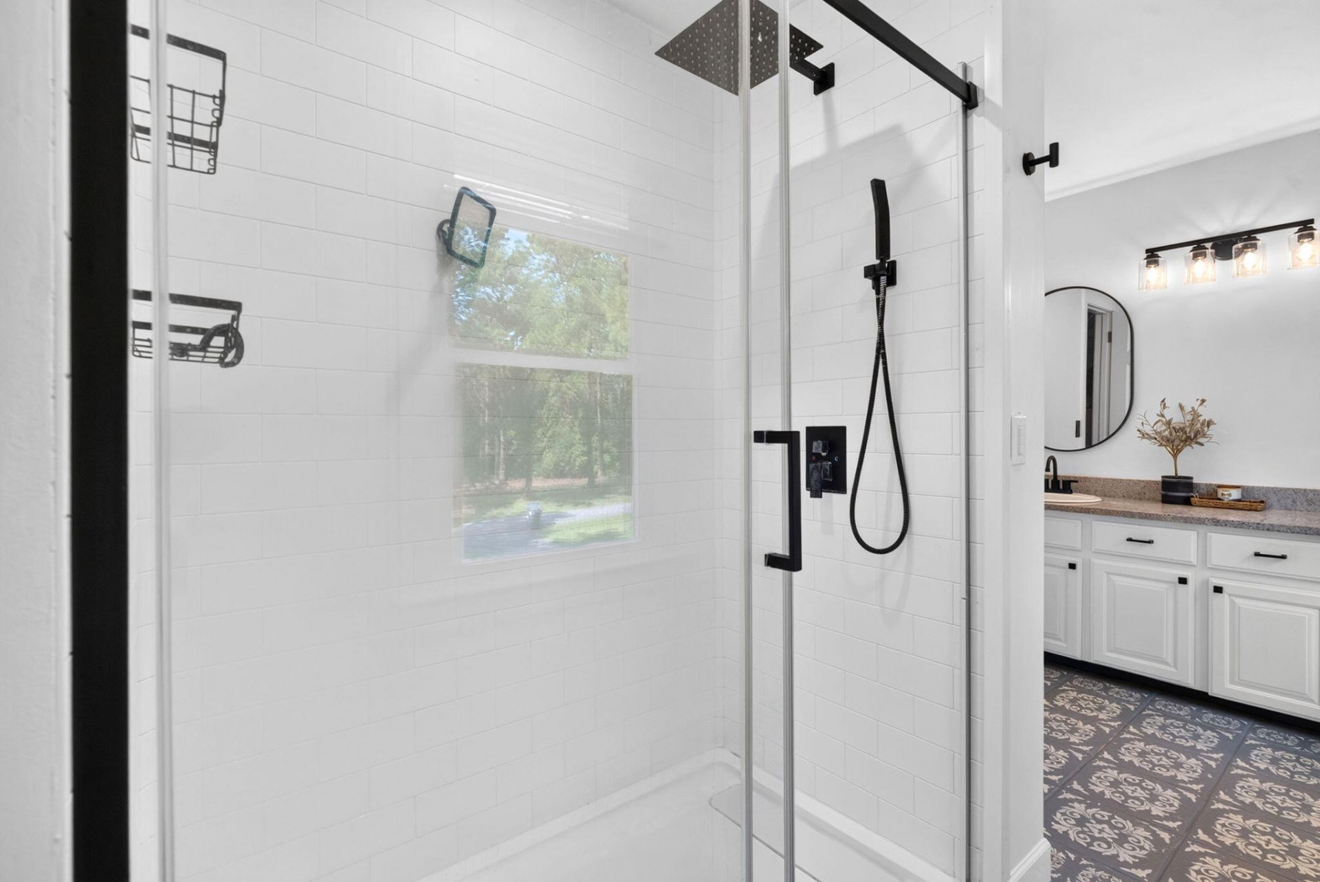 407 Huntington Road Photo 31