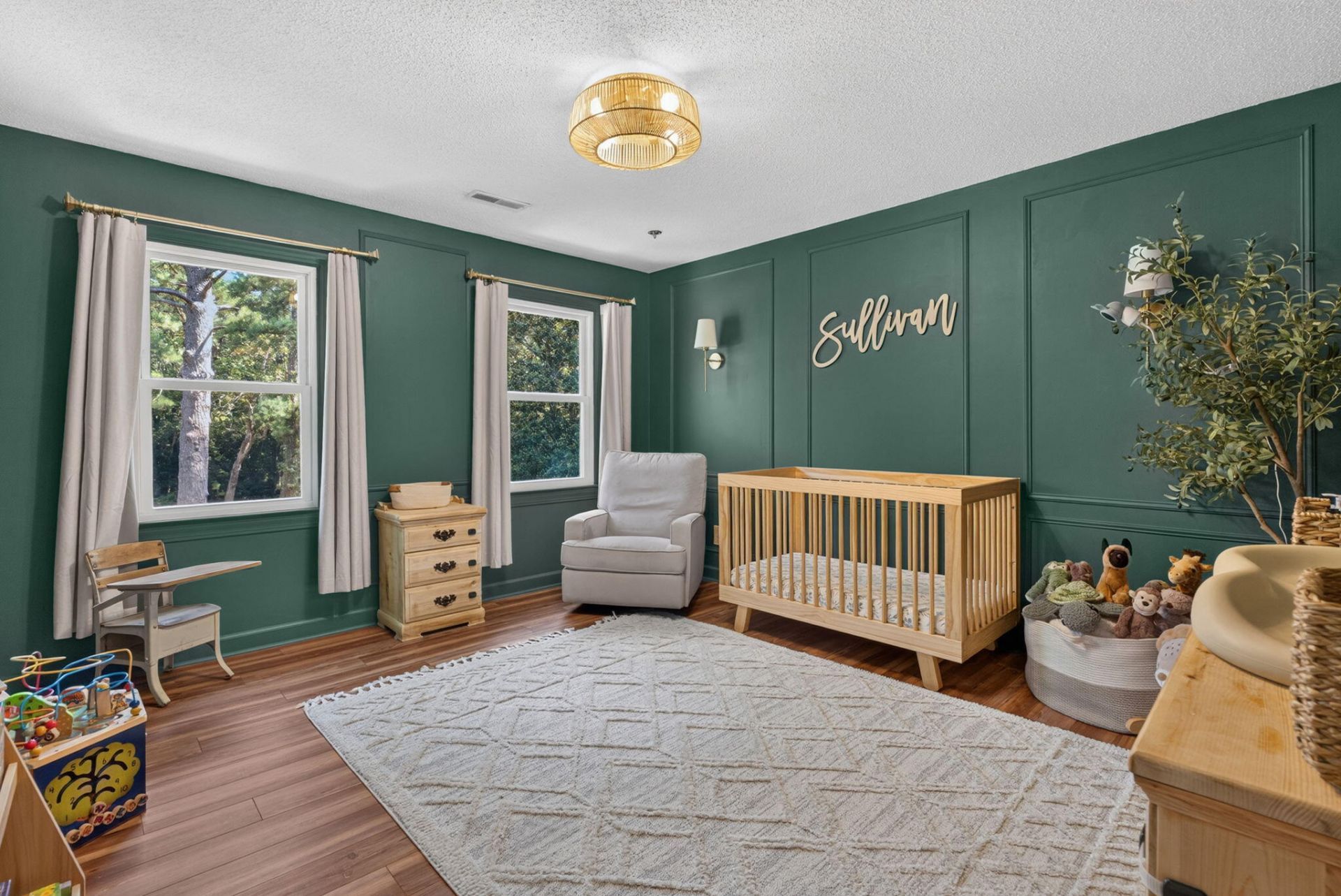 407 Huntington Road Photo 32