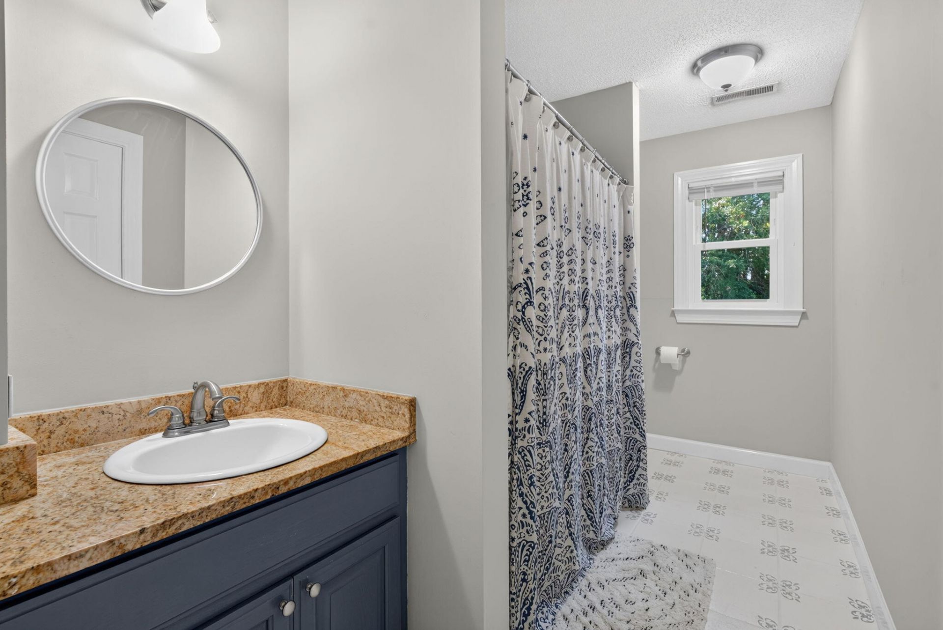 407 Huntington Road Photo 34