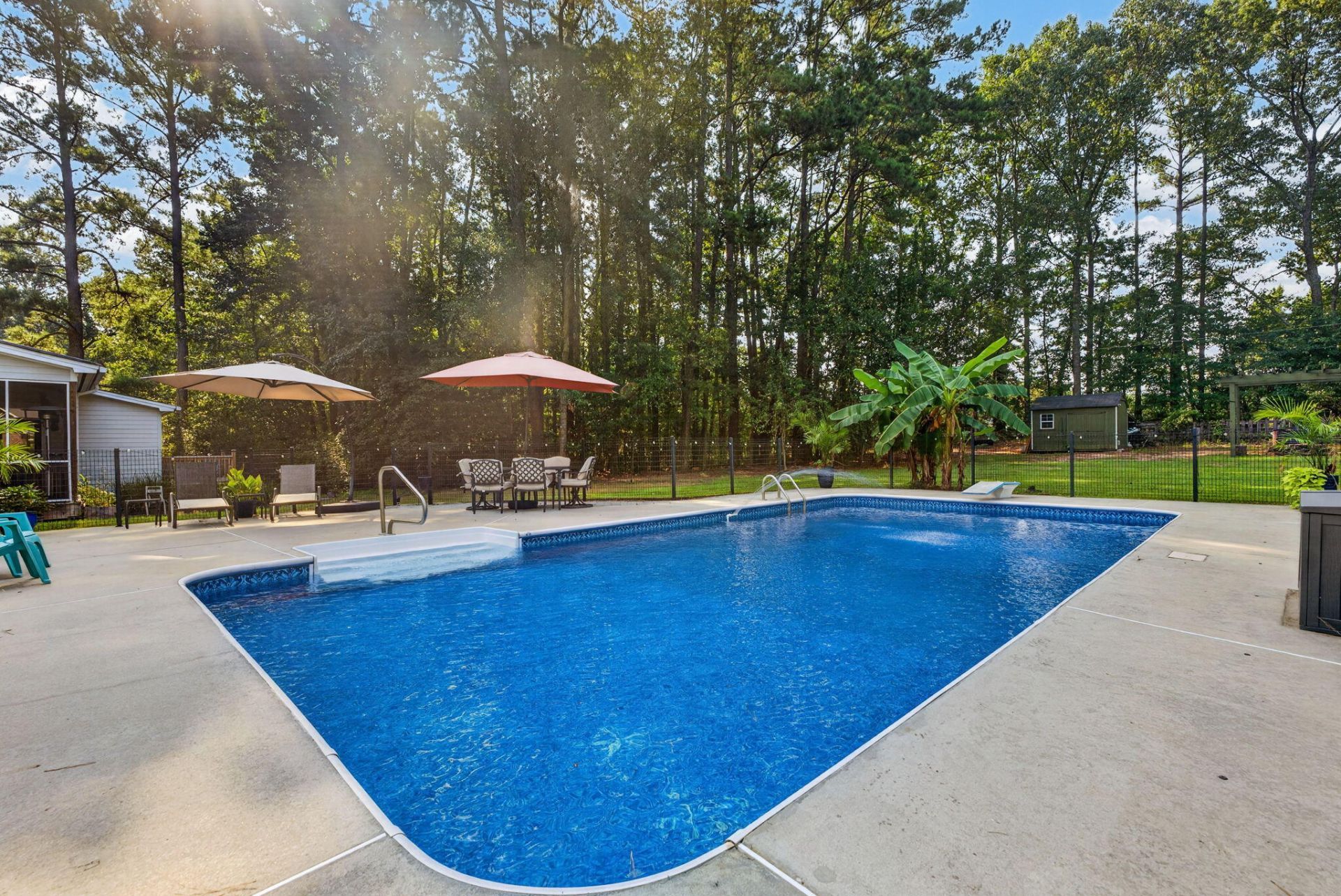407 Huntington Road Photo 53