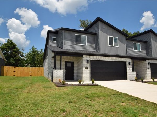 702 Sun Meadows Loop , Centerton, AR 72719
