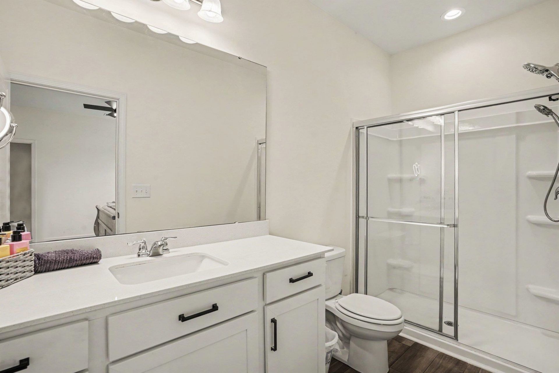 161 Linares St. Photo 14