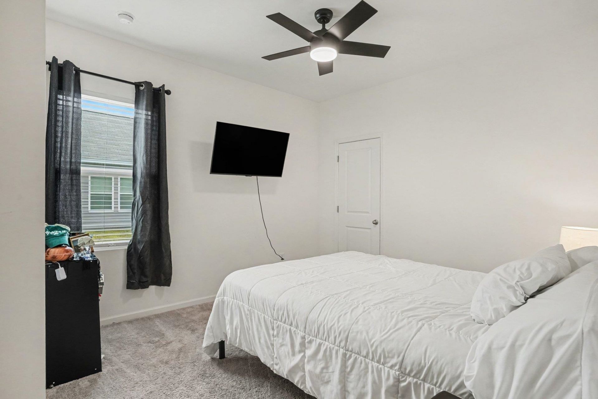 161 Linares St. Photo 18
