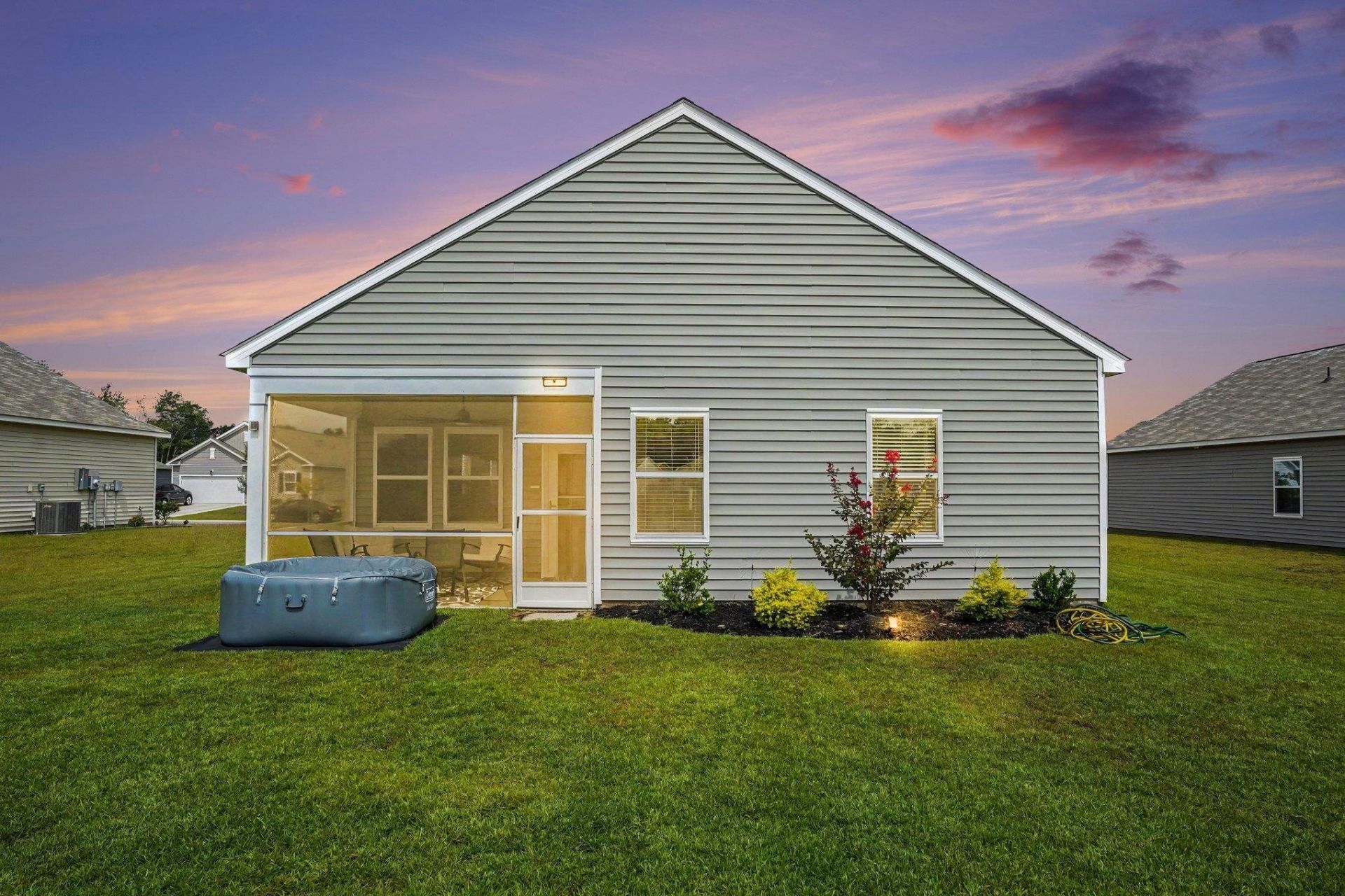 161 Linares St. Photo 24