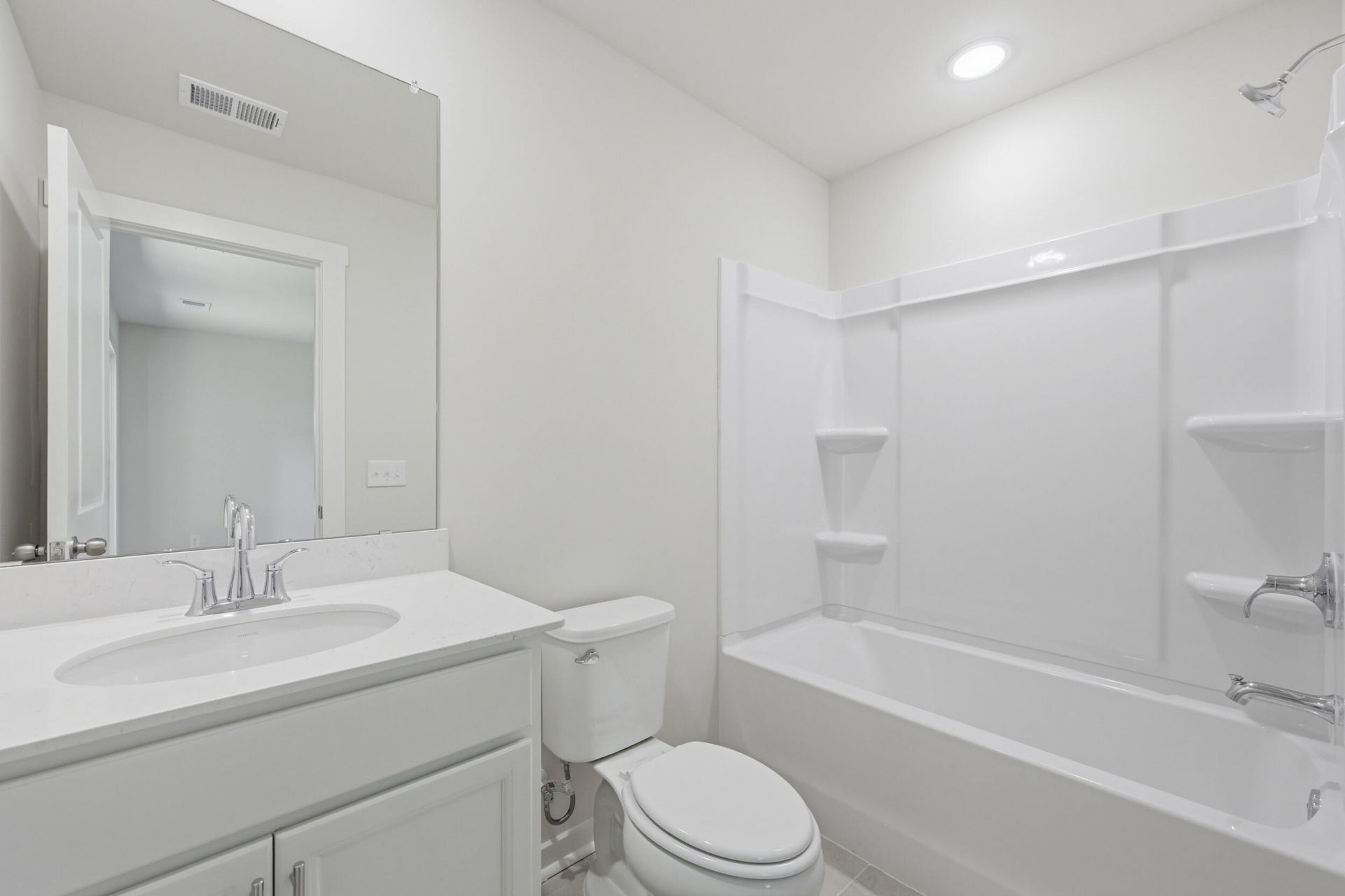 132 Fernbank Court Photo 7