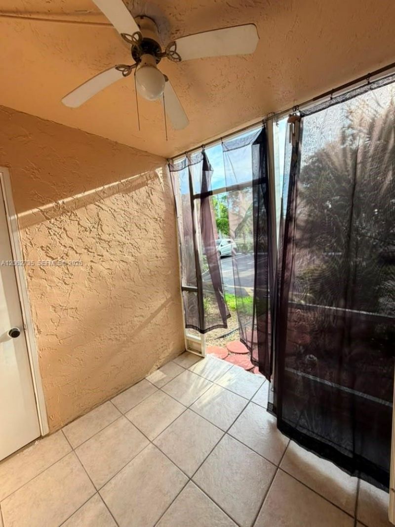 12193 Royal Palm Blvd, Unit 1A, Coral Springs, FL 33065 Photo