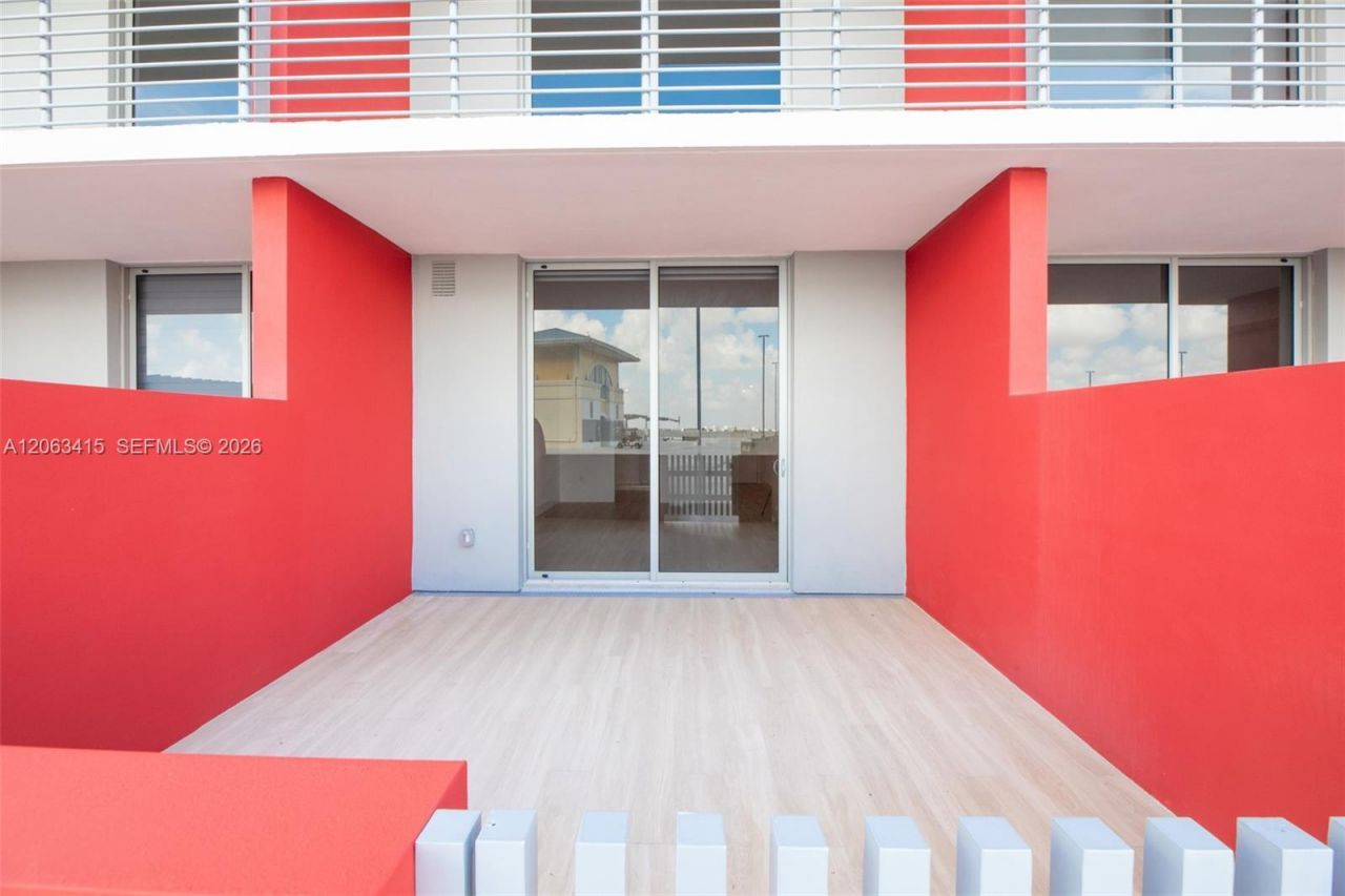 90 NE 32nd St, Unit 516, Miami, FL 33137 Photo