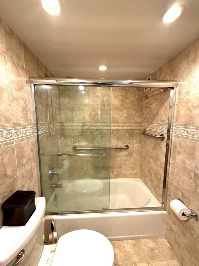 5005 Collins Ave, Unit 616, Miami Beach, FL 33140 Photo
