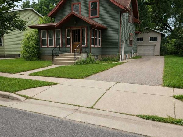 816 3rd Street SE, Willmar, MN 56201