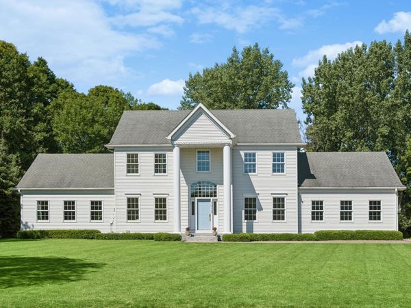 1015 W Cove Lane, Minnetrista, MN 55364