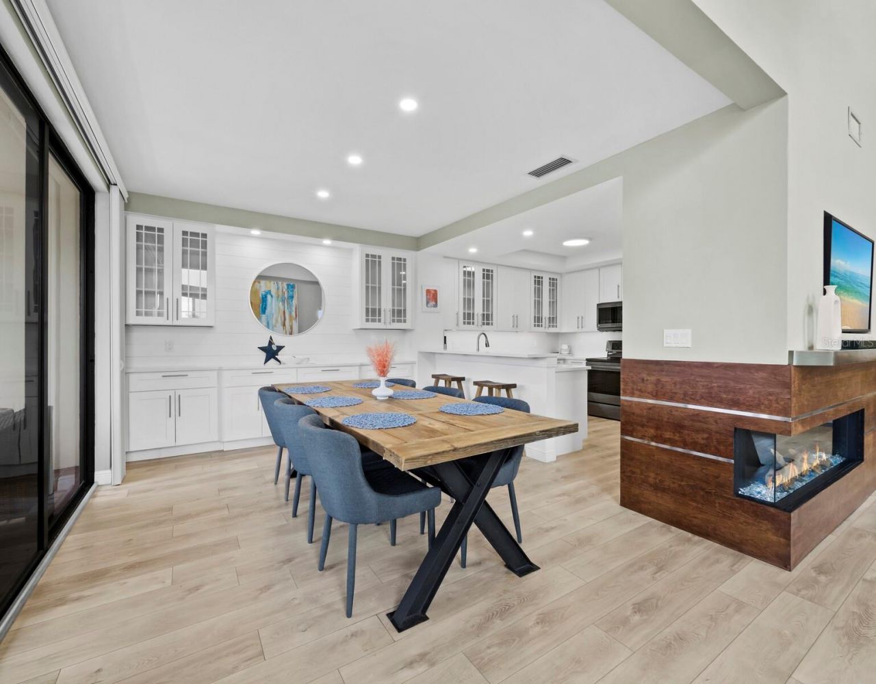 1906 Harbourside Drive, Unit 304, Longboat Key, FL 34228 Photo