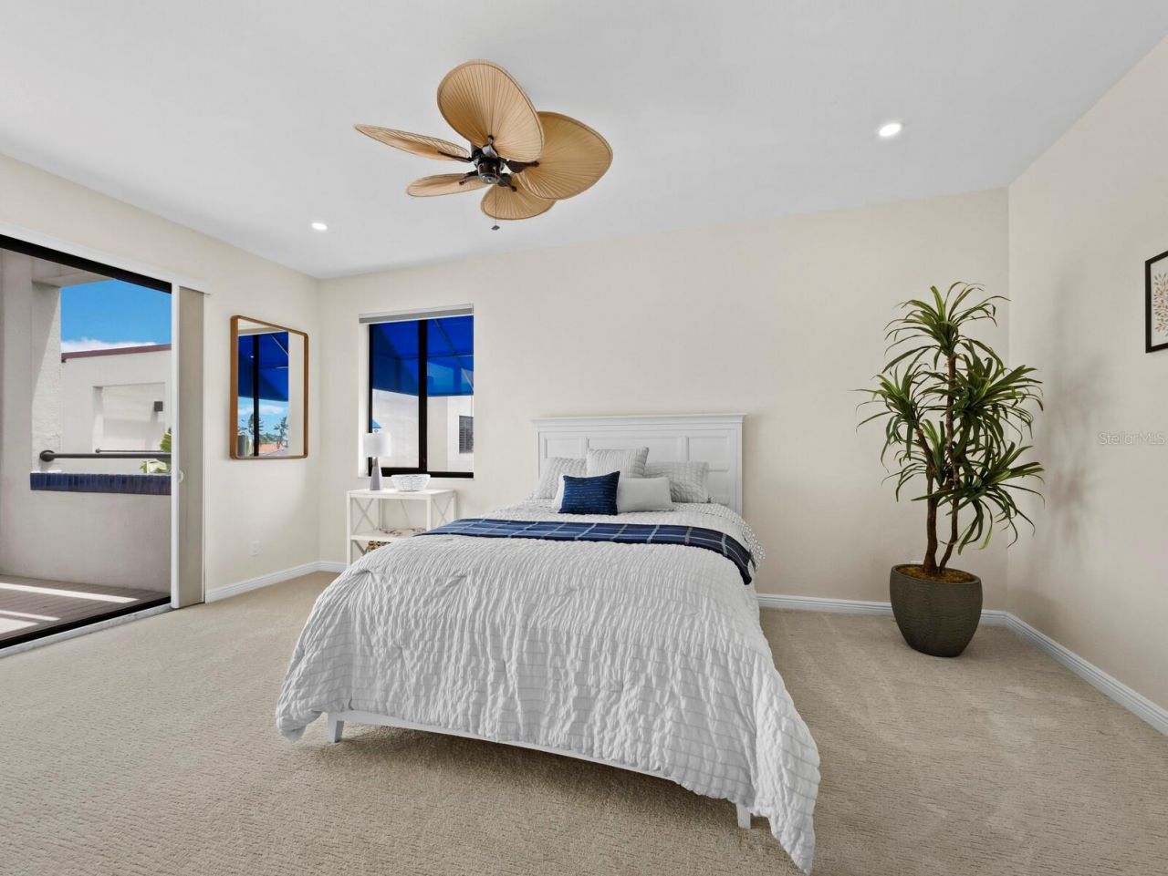 1906 Harbourside Drive, Unit 304, Longboat Key, FL 34228 Photo