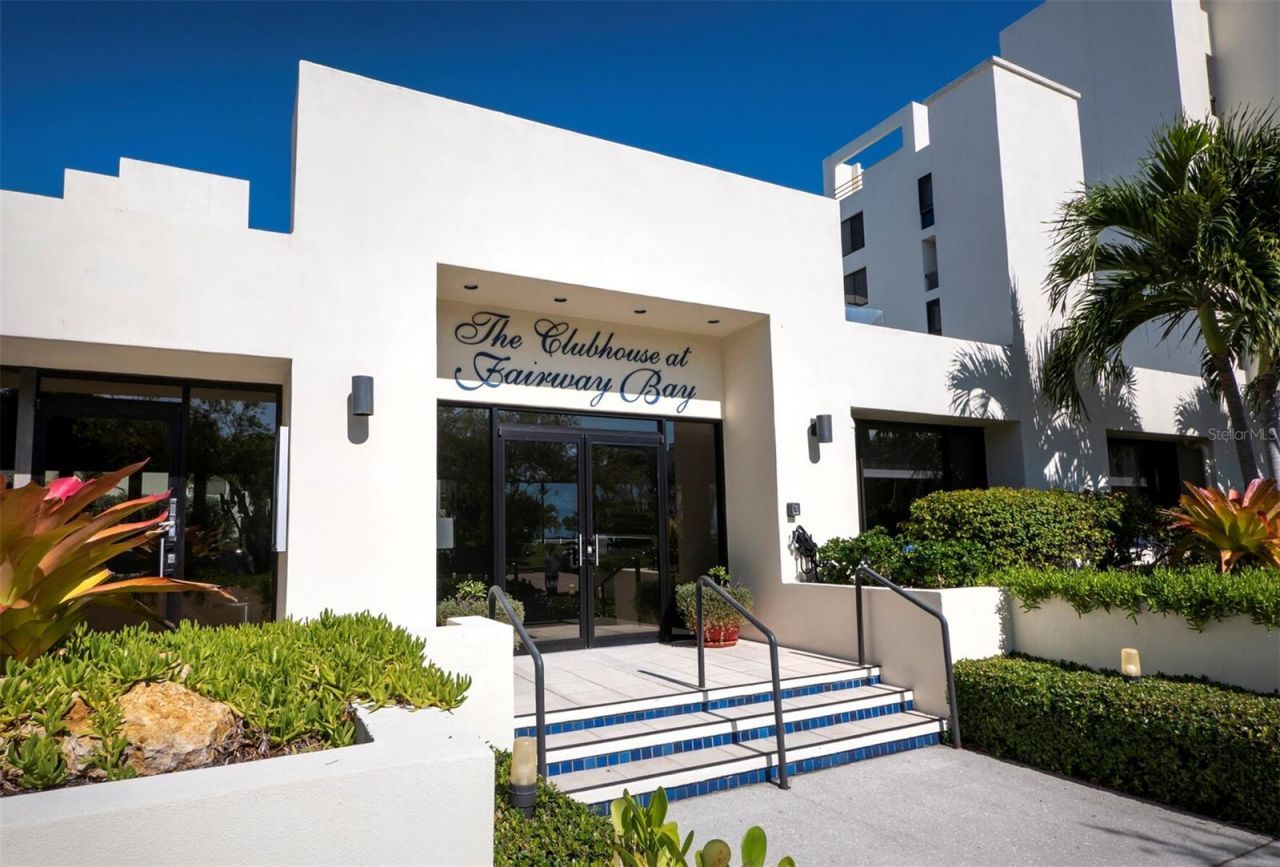 1906 Harbourside Drive, Unit 304, Longboat Key, FL 34228 Photo