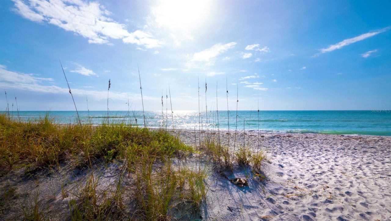 1906 Harbourside Drive, Unit 304, Longboat Key, FL 34228 Photo