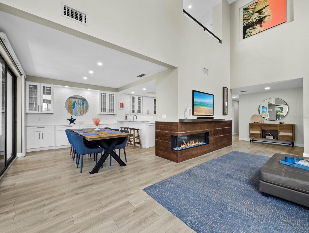 1906 Harbourside Drive, Unit 304, Longboat Key, FL 34228 Photo