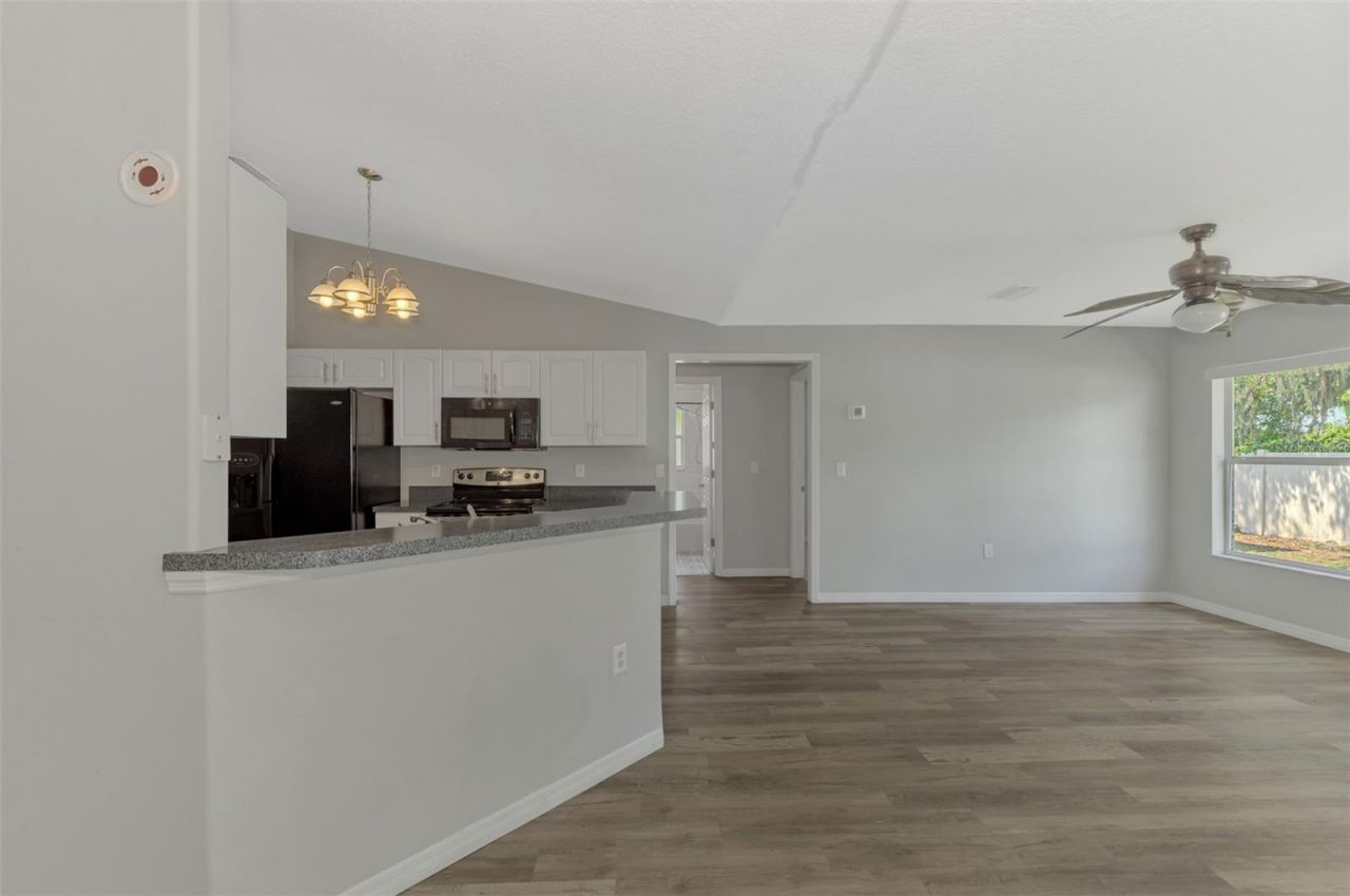 9311 27th Avenue E, Palmetto, FL 34221 Photo