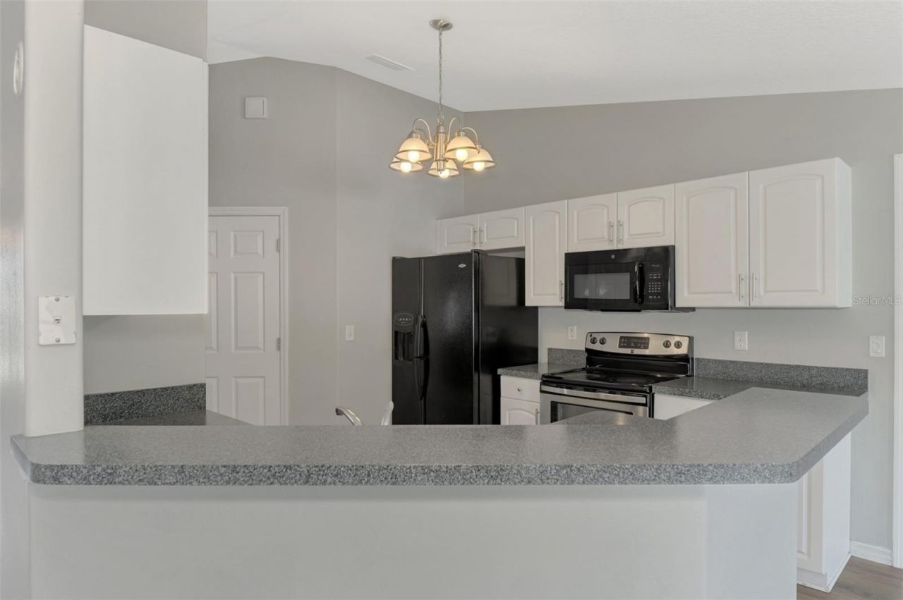 9311 27th Avenue E, Palmetto, FL 34221 Photo