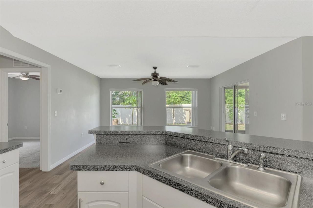 9311 27th Avenue E, Palmetto, FL 34221 Photo