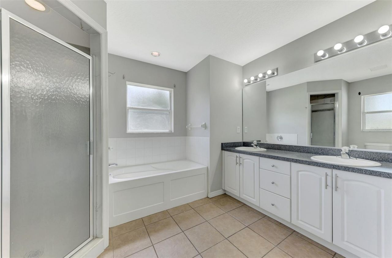 9311 27th Avenue E, Palmetto, FL 34221 Photo