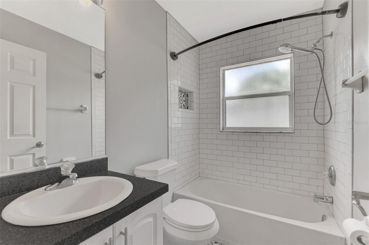 9311 27th Avenue E, Palmetto, FL 34221 Photo
