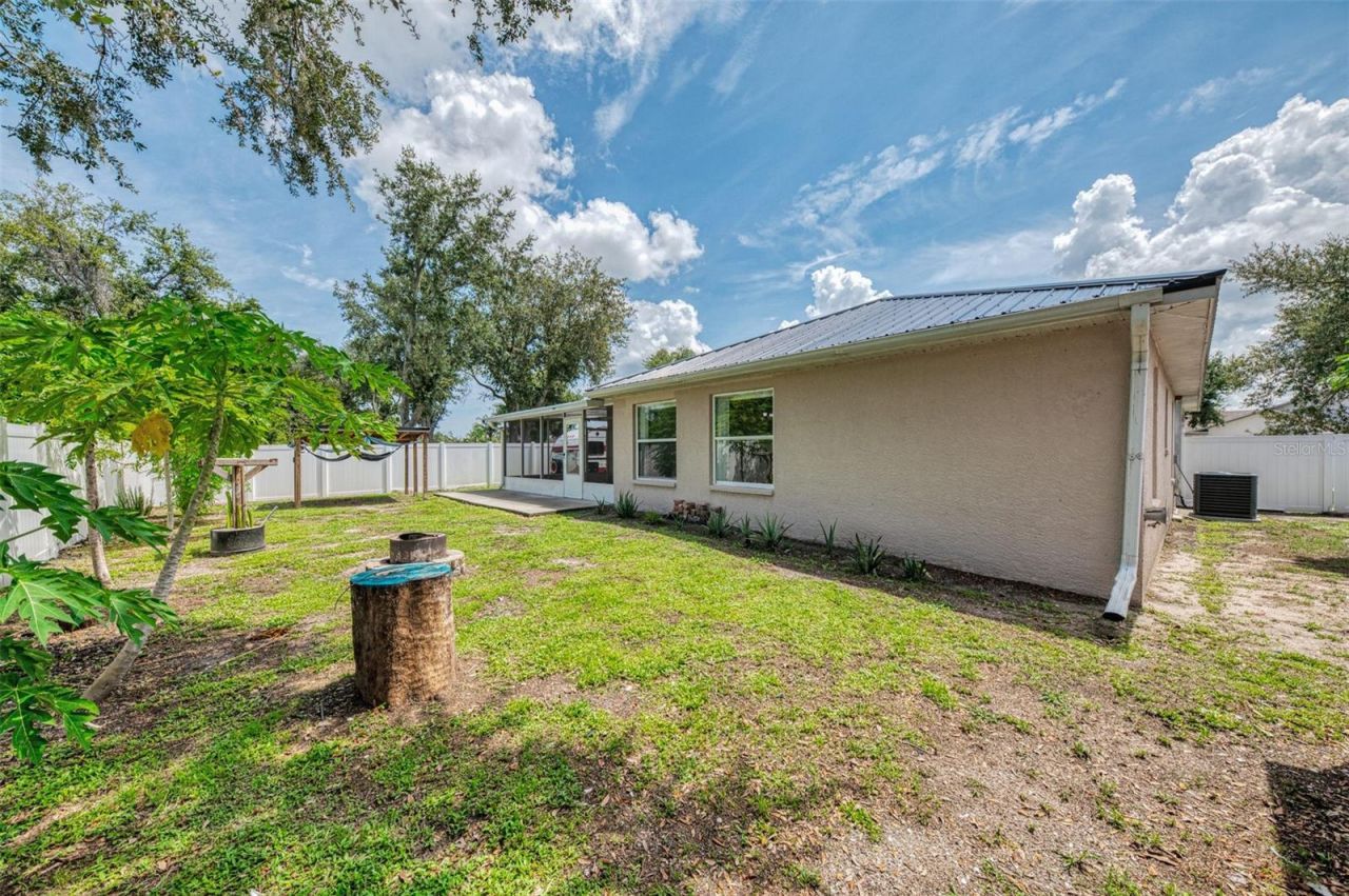 9311 27th Avenue E, Palmetto, FL 34221 Photo
